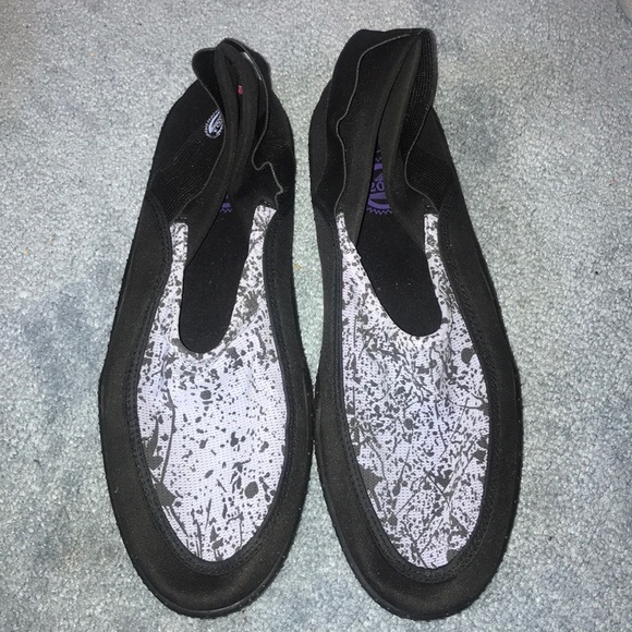 water shoes waterproof swim shoes size 11, like new - Picture 7 of 10
